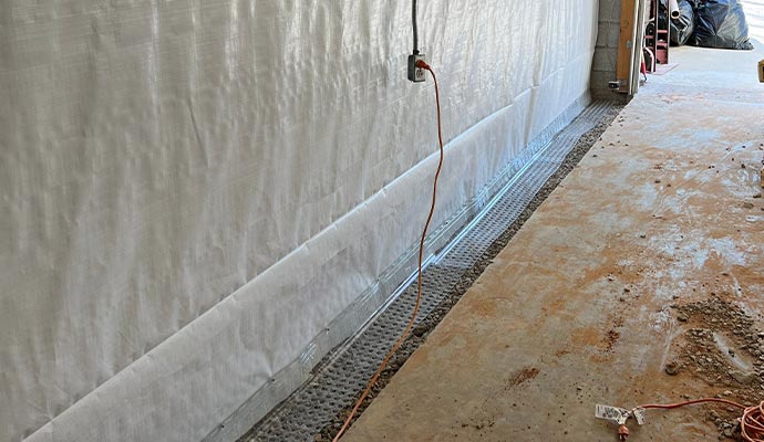 Interior drainage installation